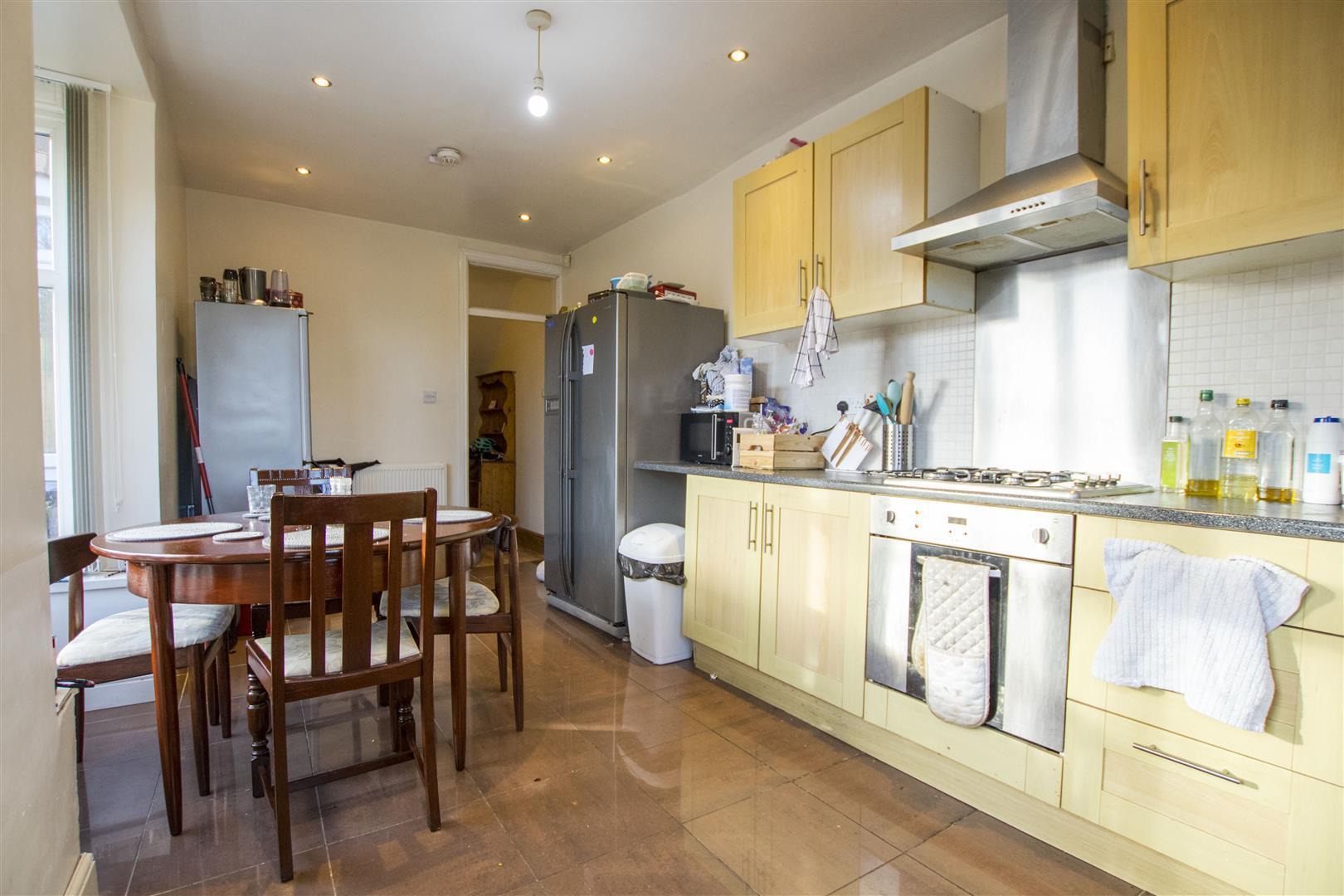 Flat Gristhorpe Road in Birmingham