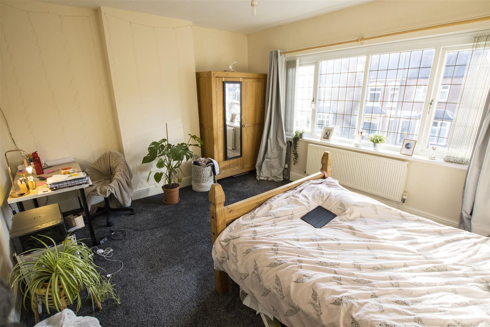 Flat Gristhorpe Road in Birmingham