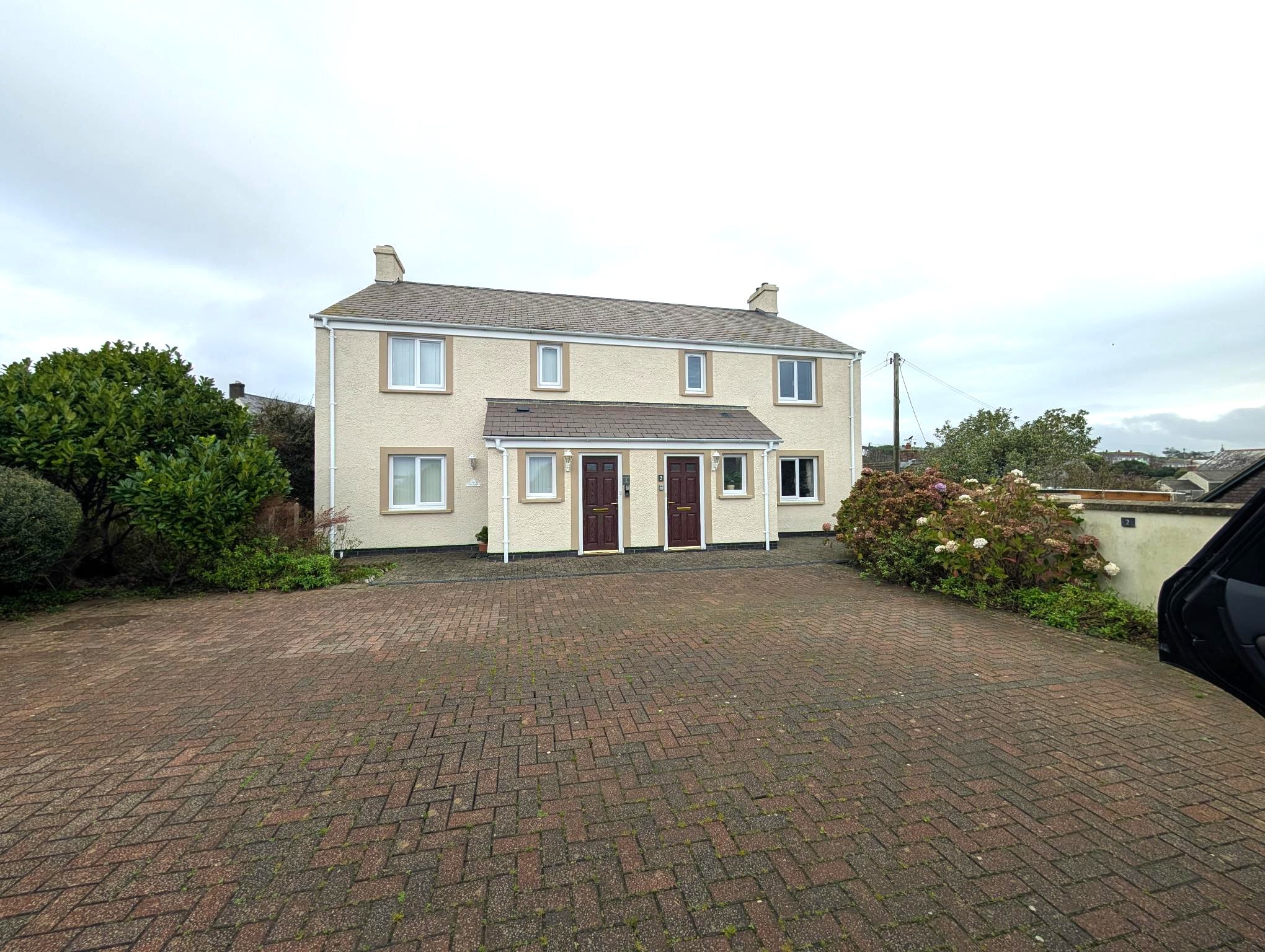Flat A487 in Solva