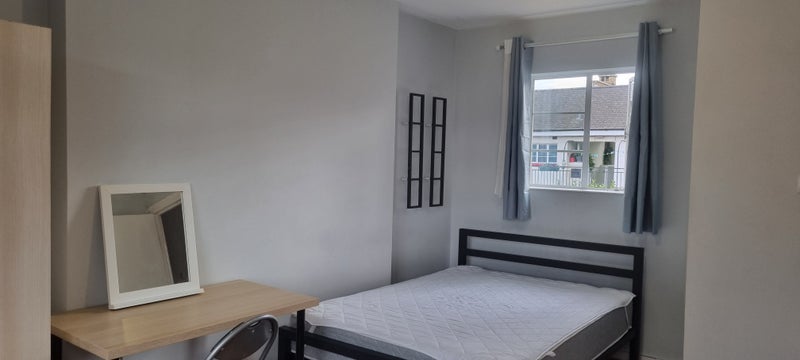 Room Fanshaw Street in Greater London