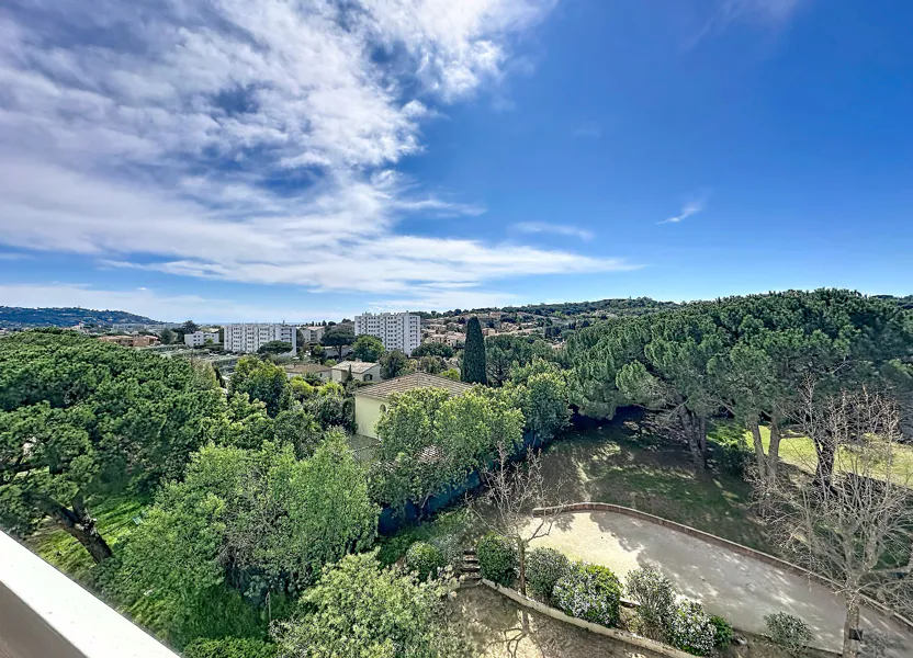 Flat Résidence les Hauts de L'Olivet 1 in Le Cannet