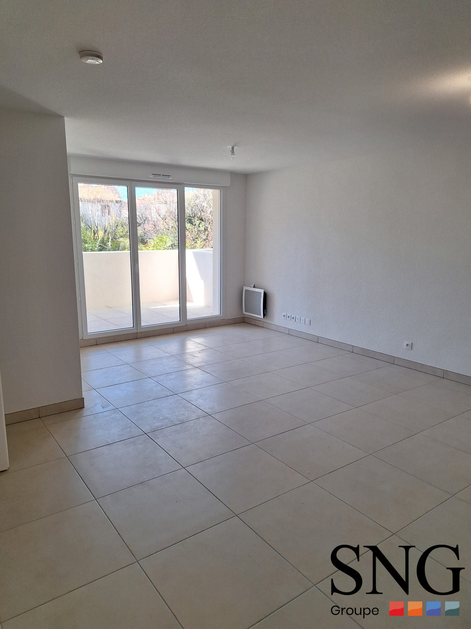 Appartement Rue Jules Raimu à Nîmes