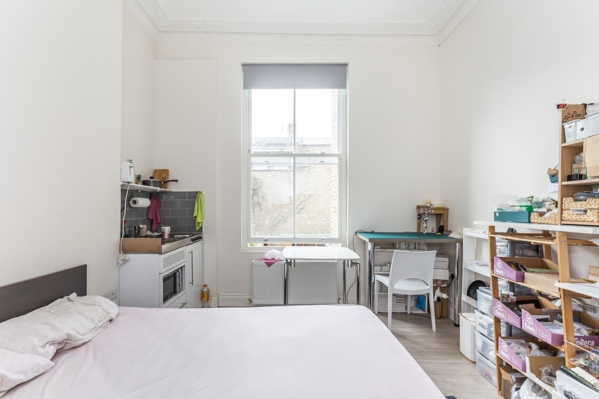 Flat Warwick Avenue in City of Westminster