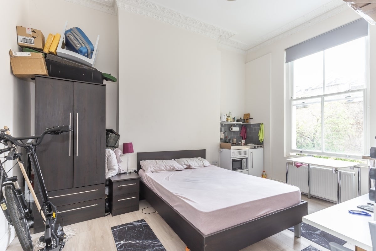 Flat Warwick Avenue in City of Westminster