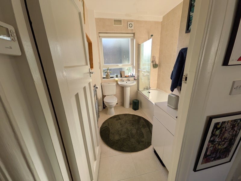 Flat Tufnell Park Road in Greater London