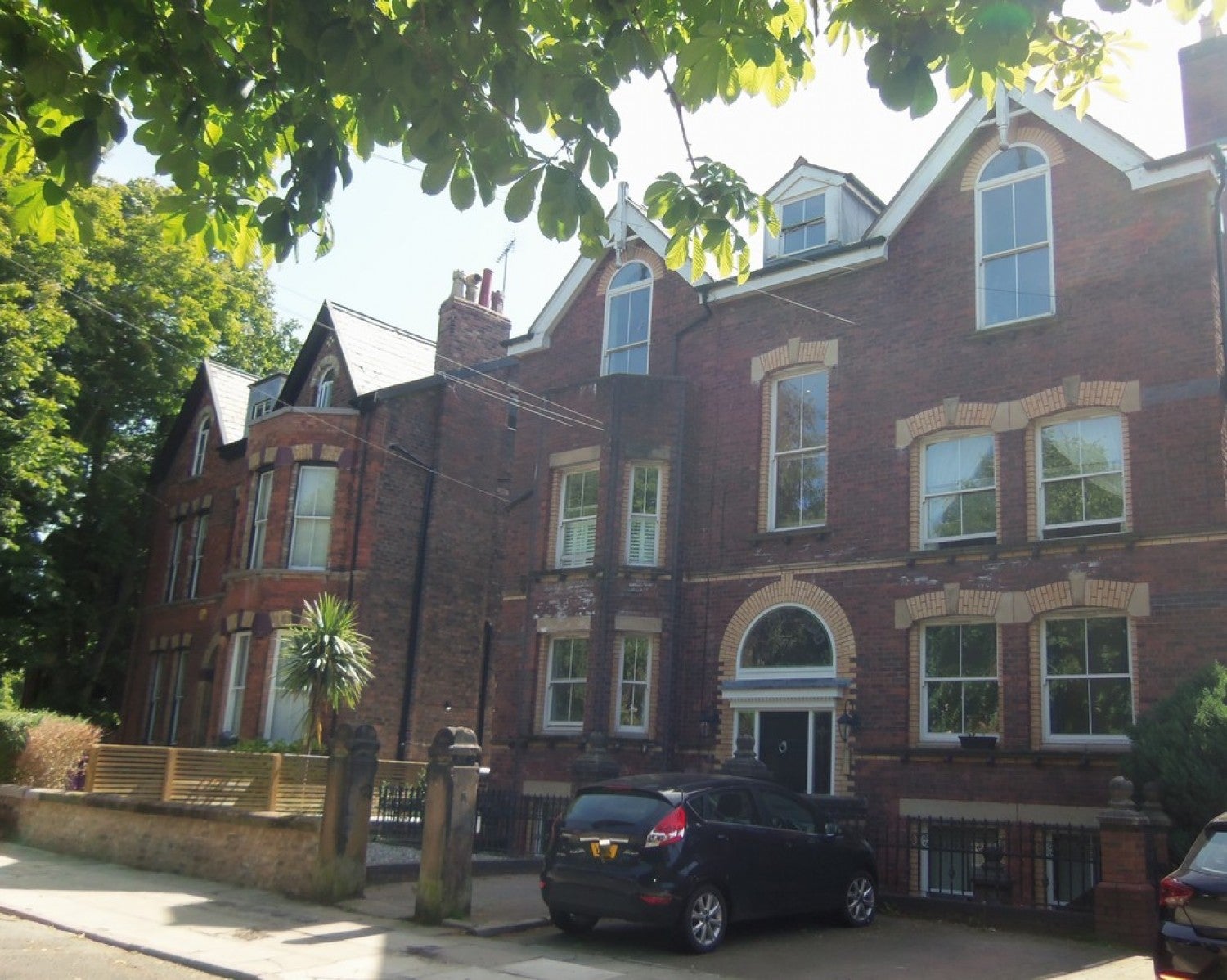Flat Lark Lane in Liverpool
