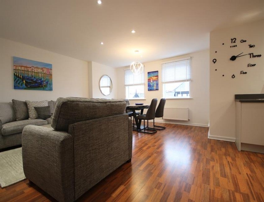 Flat Arderne Place in Alderley Edge
