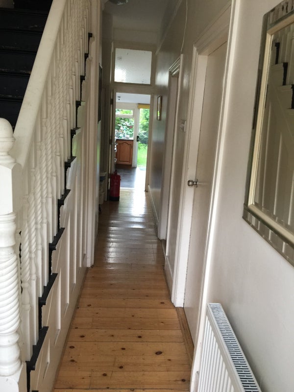 Room Francis Road in Greater London