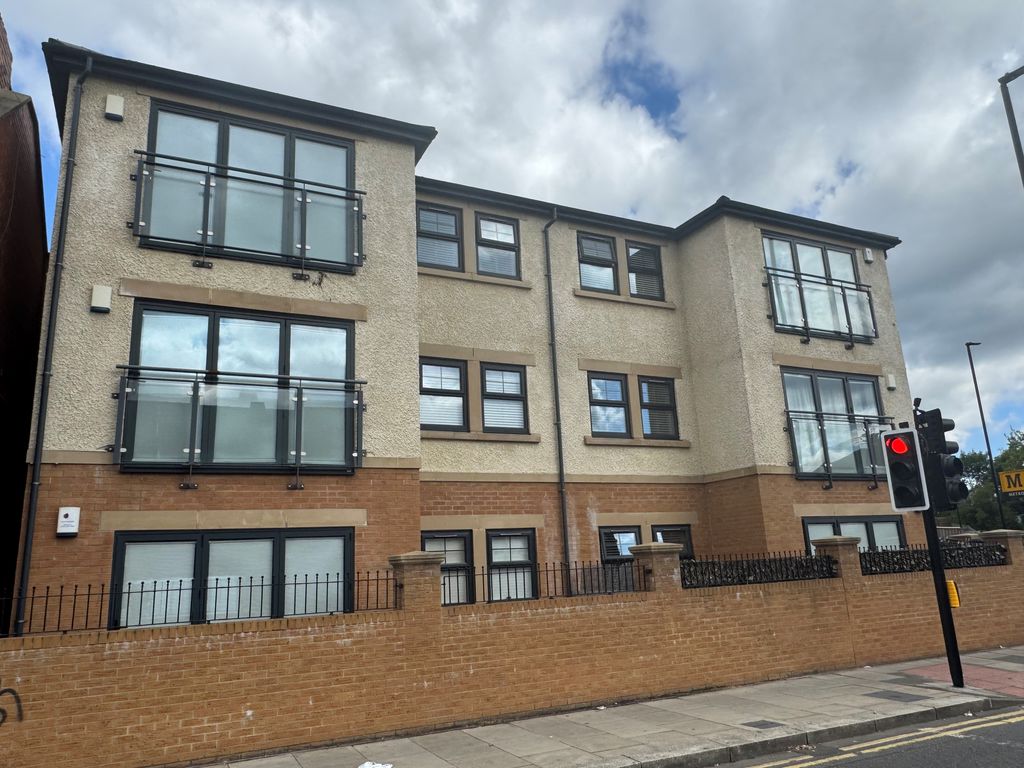 Flat Shields Road in Newcastle upon Tyne