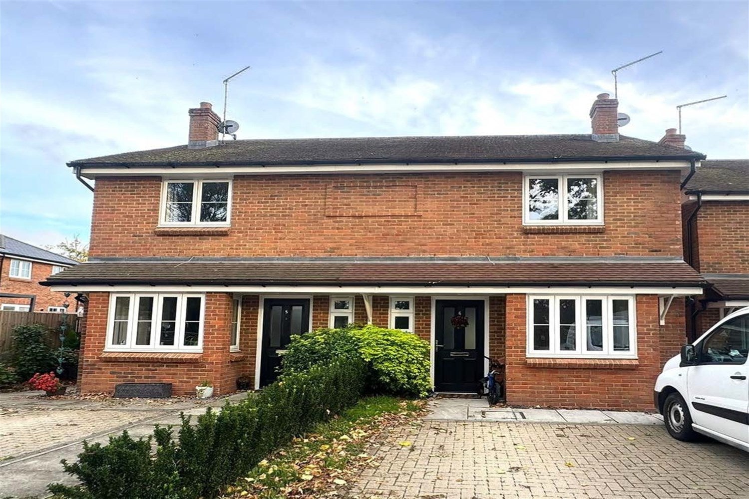 House Brighton Road in Horsham