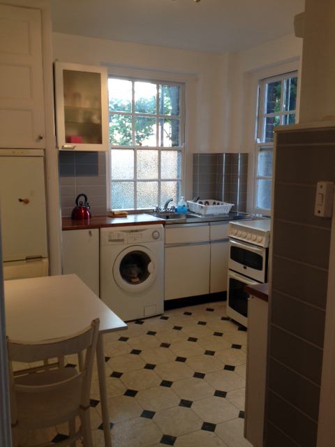 Room Parkhurst Court in Greater London