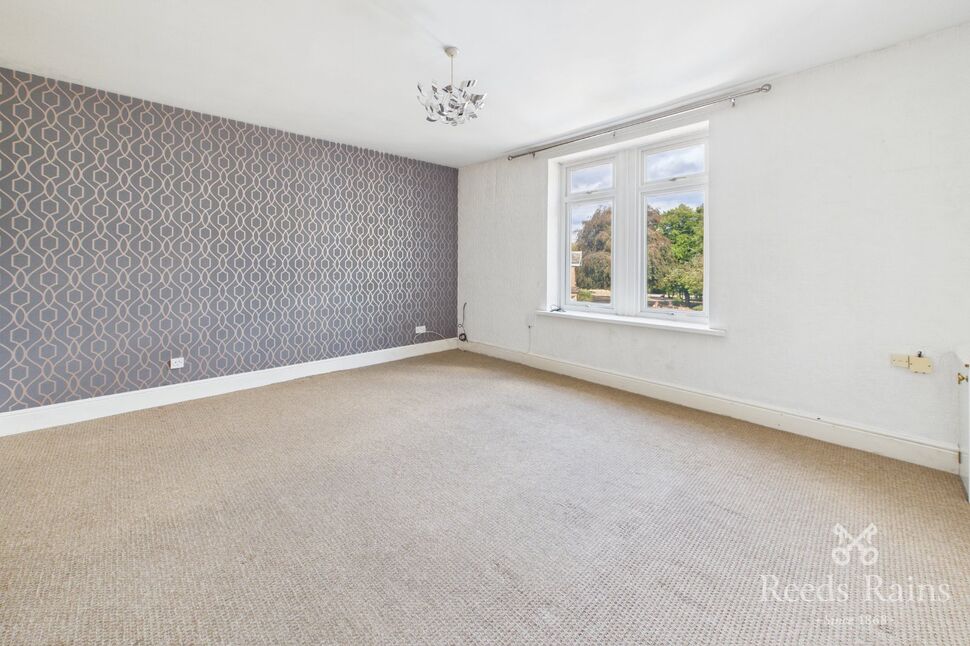 Flat Middlewood Road in Sheffield