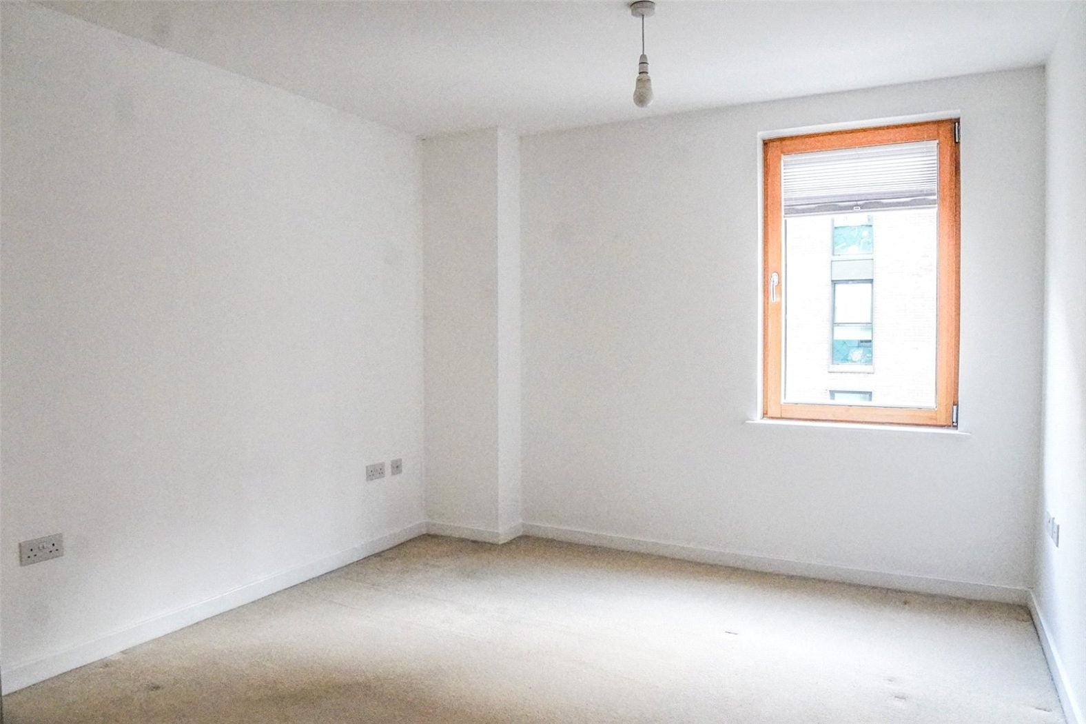 Flat Sweetman Place in Bristol