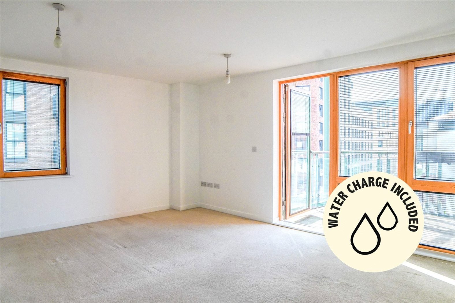 Flat Sweetman Place in Bristol