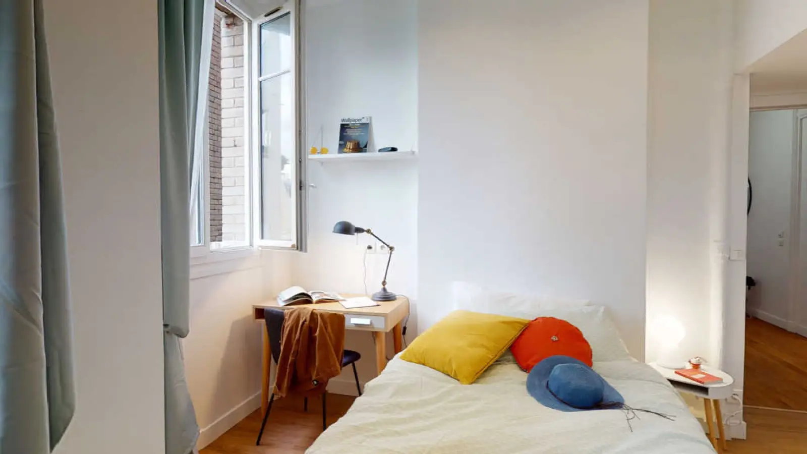 Flat Rue de Vaugirard in Paris