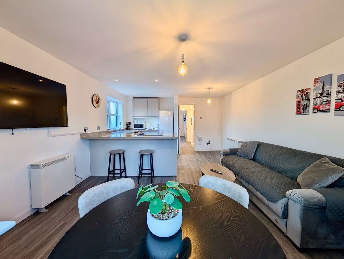 Flat Troutbeck Close in Slough