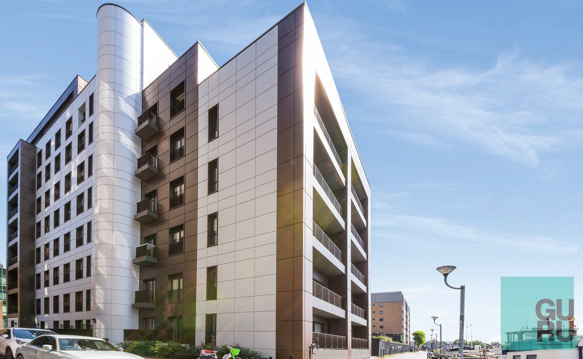 Flat Selsdon Way in Greater London