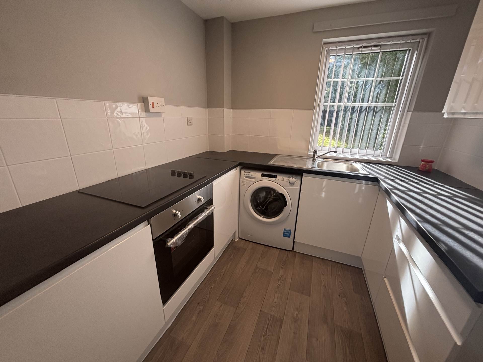 Flat Park View Court in Prestwich