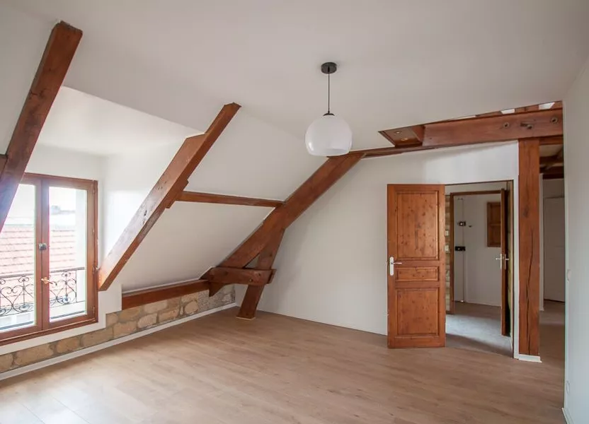 Flat Place Nicolas Flamel in Pontoise
