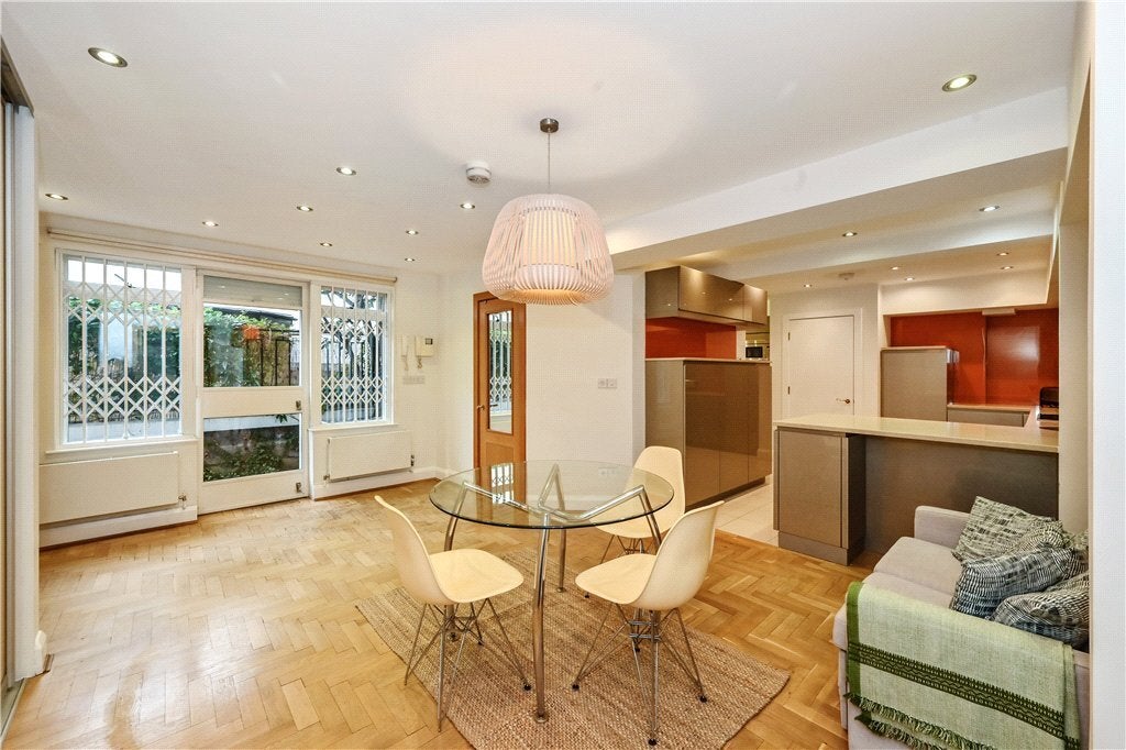 Flat Montagu Place in City of Westminster