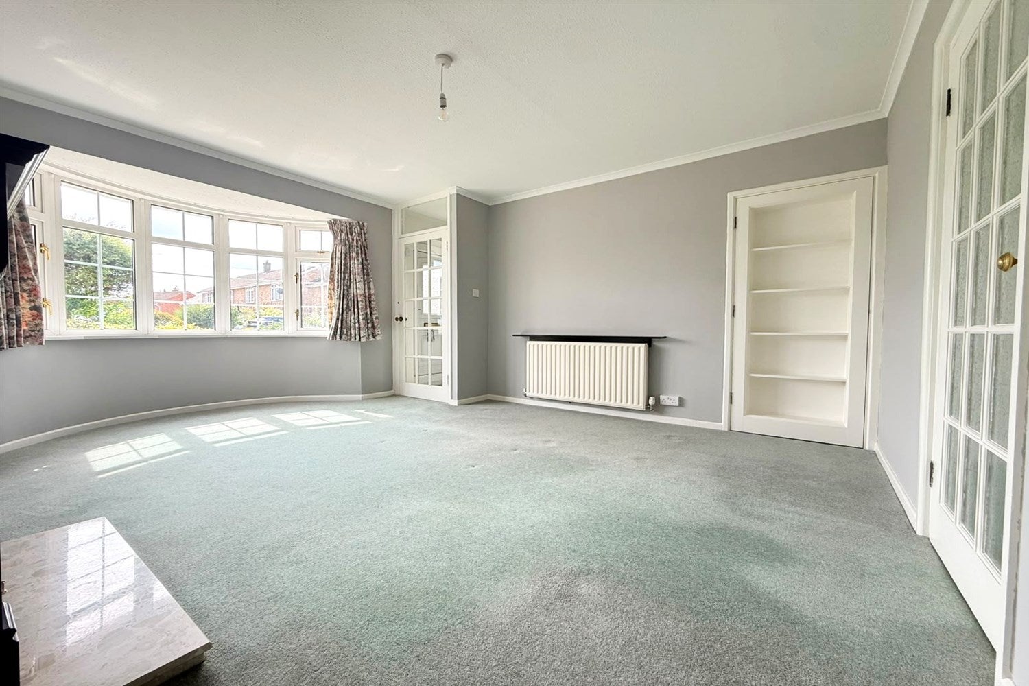 House Greenfields Close in Horsham