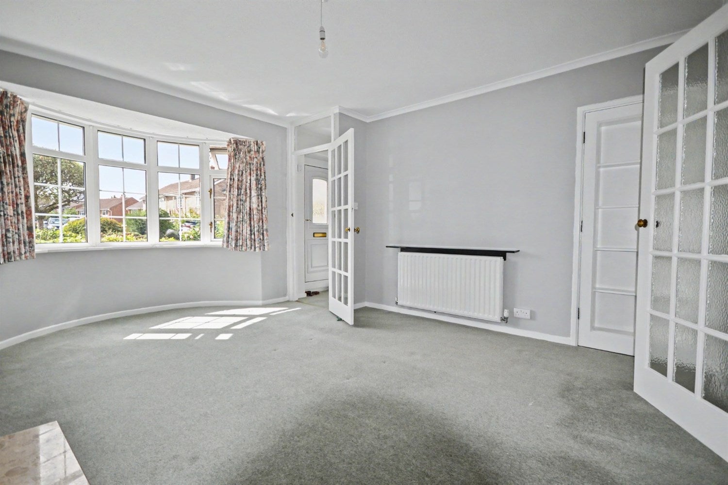 House Greenfields Close in Horsham