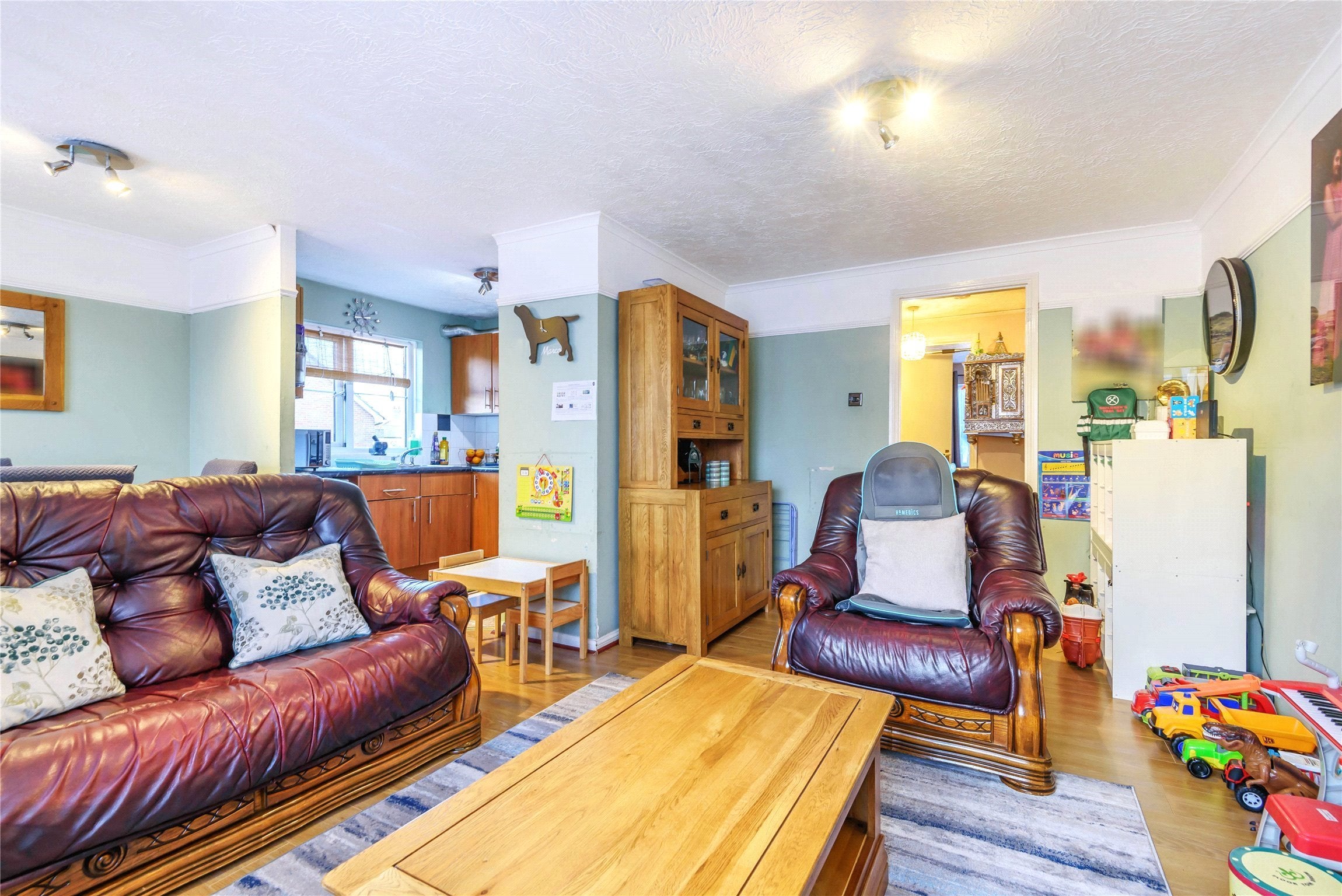 Flat Pearce Close in Greater London