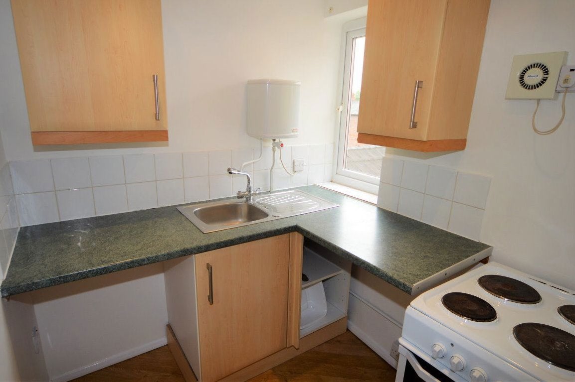 Flat Lattimore Road in St Albans