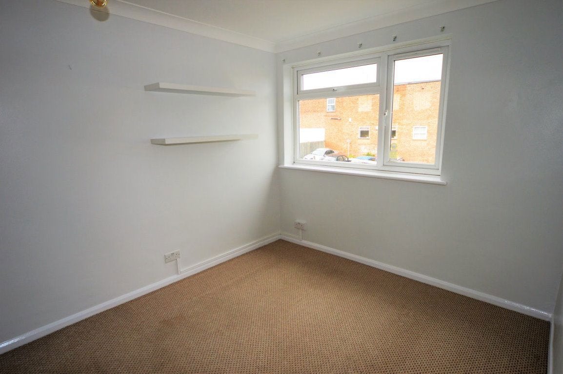 Flat Lattimore Road in St Albans