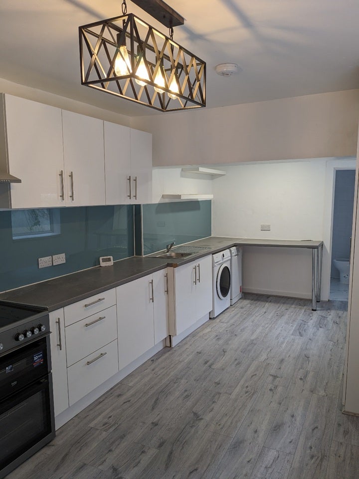Room Maple Street in Borough of Swale