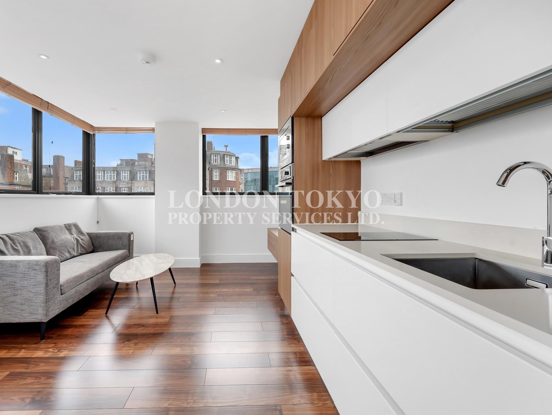 Flat Finchley Road in Greater London