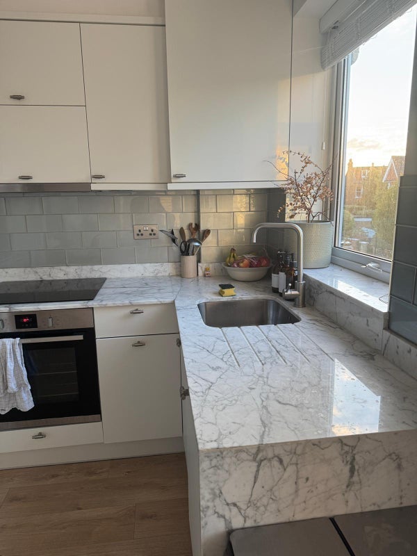 Room Leighton Road in Greater London