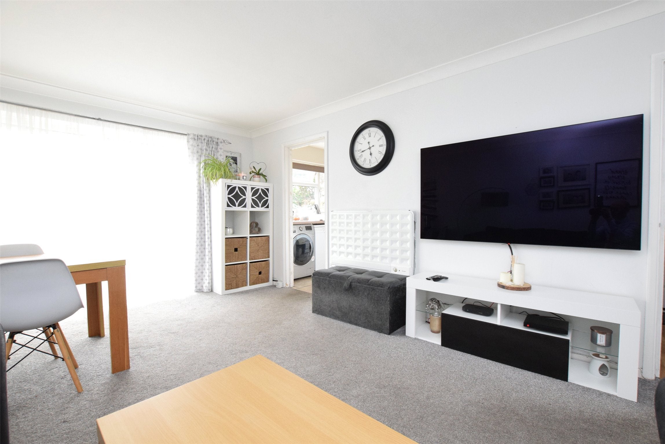 Flat Brentwood Road in Greater London
