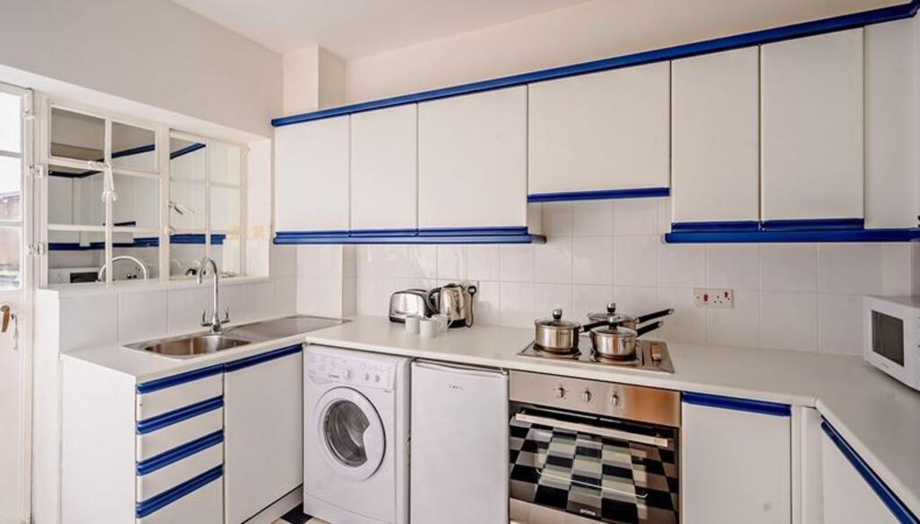 Flat Fulham Road in Greater London