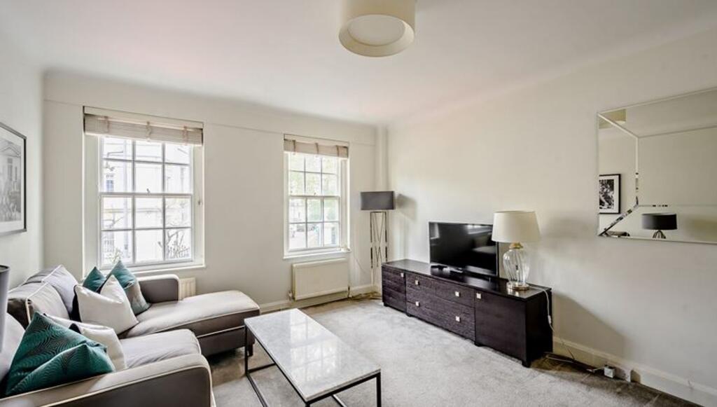 Flat Fulham Road in Greater London