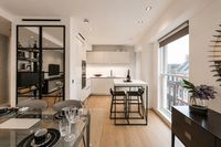 Flat Essex Street in City of Westminster