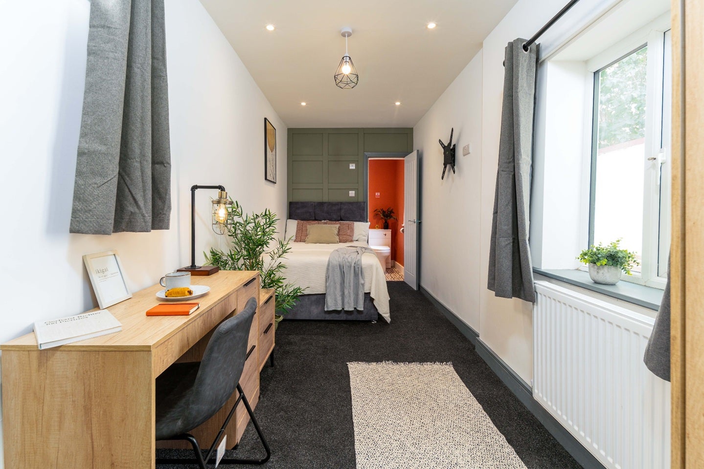 Room Back Rochdale Road in Bury