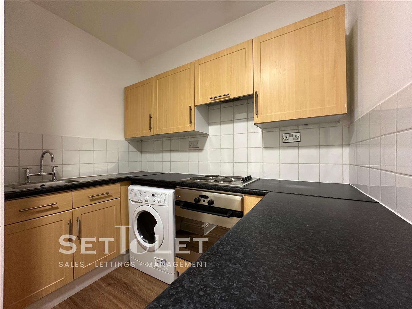 Flat Evington Road in Leicester
