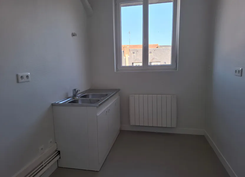 Flat Rue des Trois Barbeaux in Compiègne