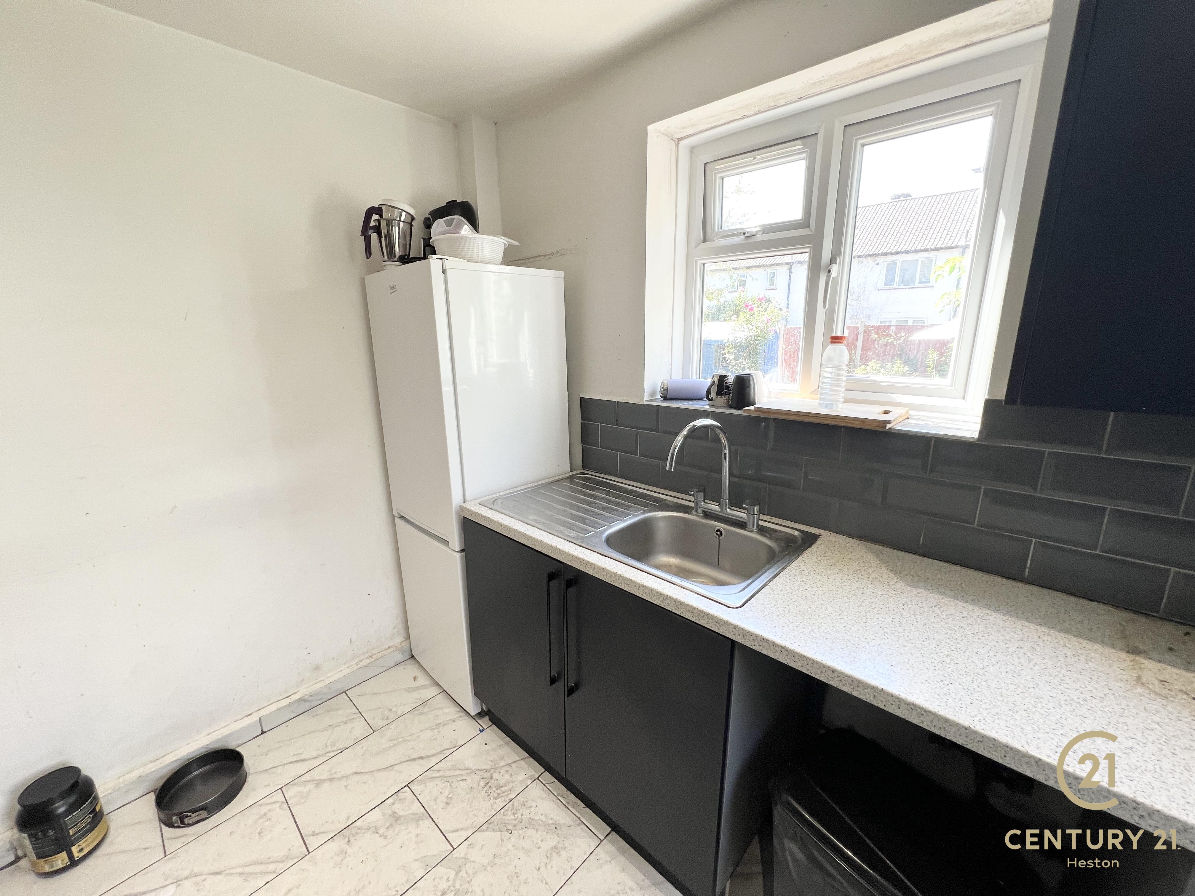 Flat Warkworth Gardens in Greater London