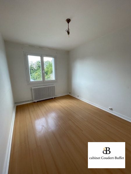 Appartement Avenue du Maréchal Leclerc à Cosne-Cours-sur-Loire