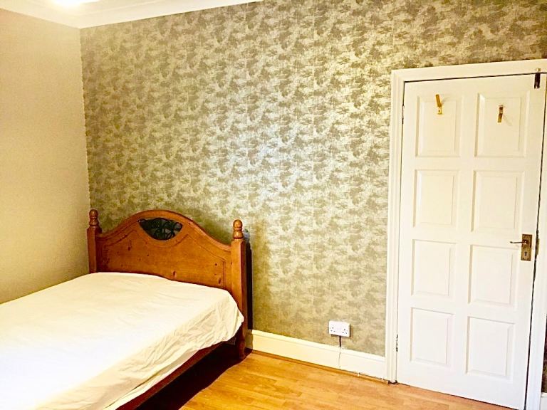 Room Villiers Road in London