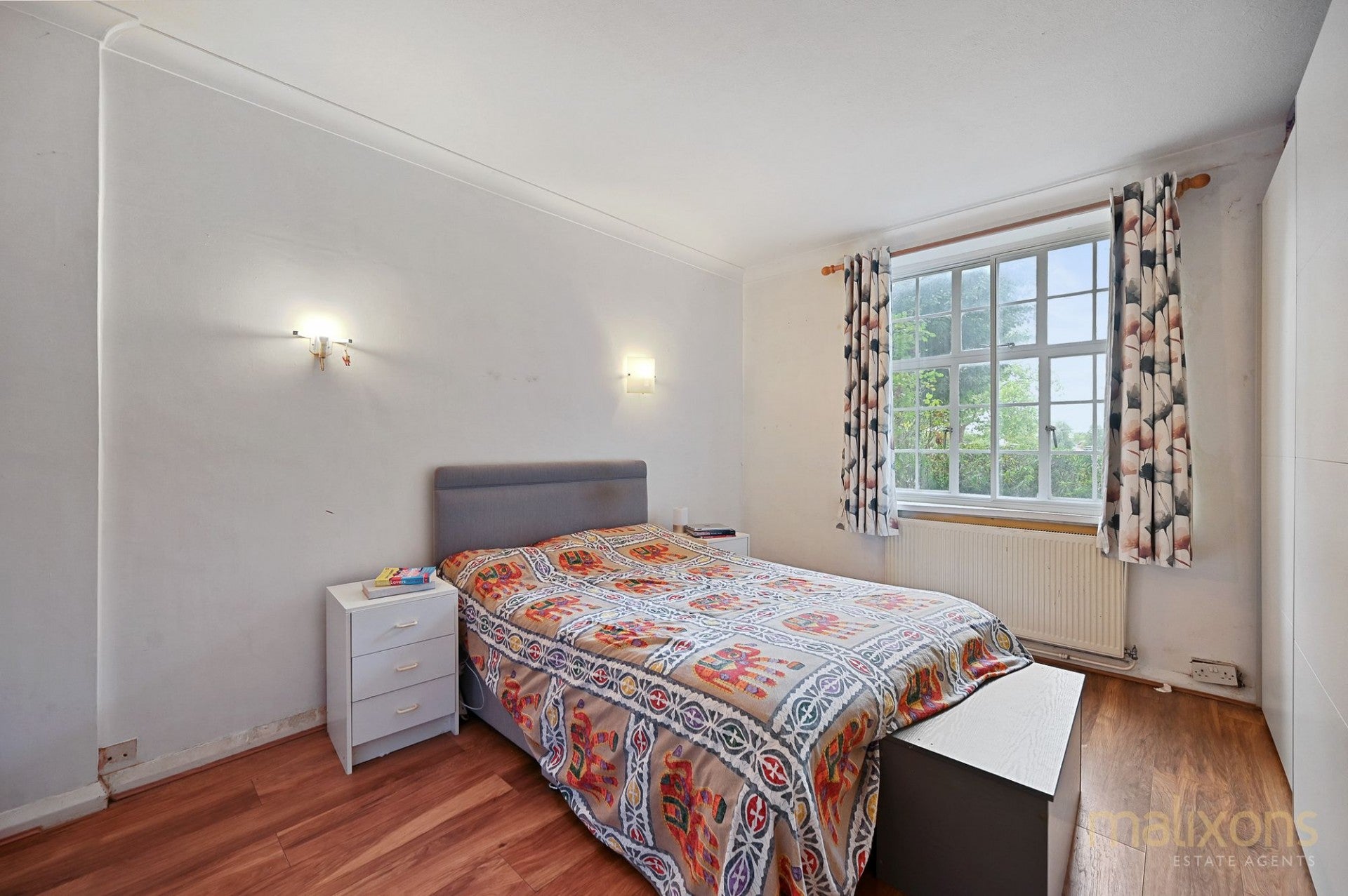 Flat Streatham Common North in Greater London