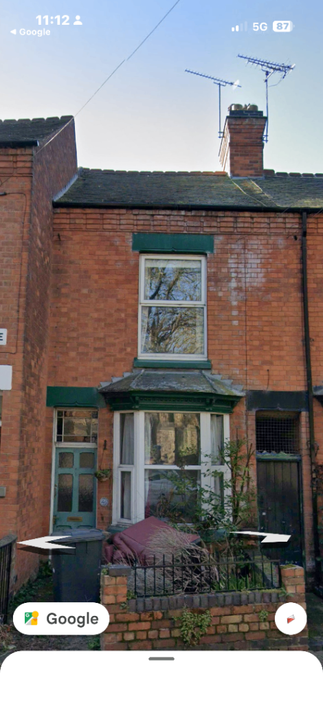 Flat Vicarage Lane in Leicester