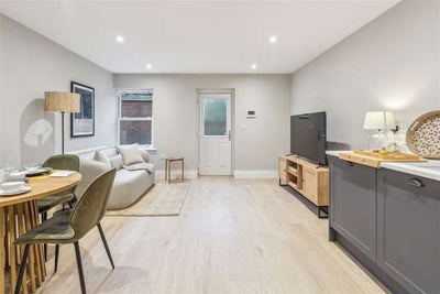 Flat West Street in Marlow