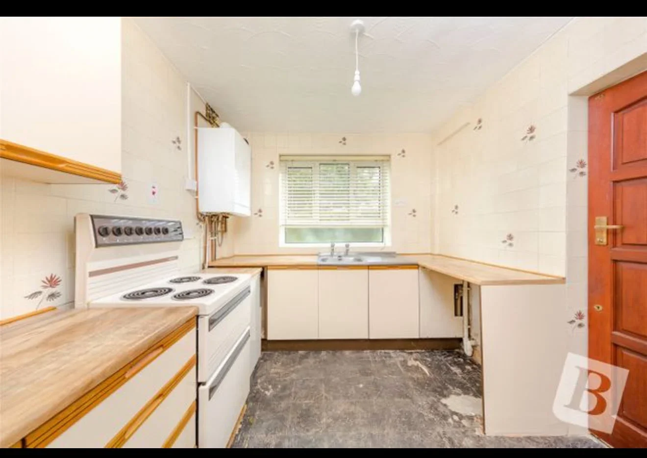 Room Bosworth Road in Greater London