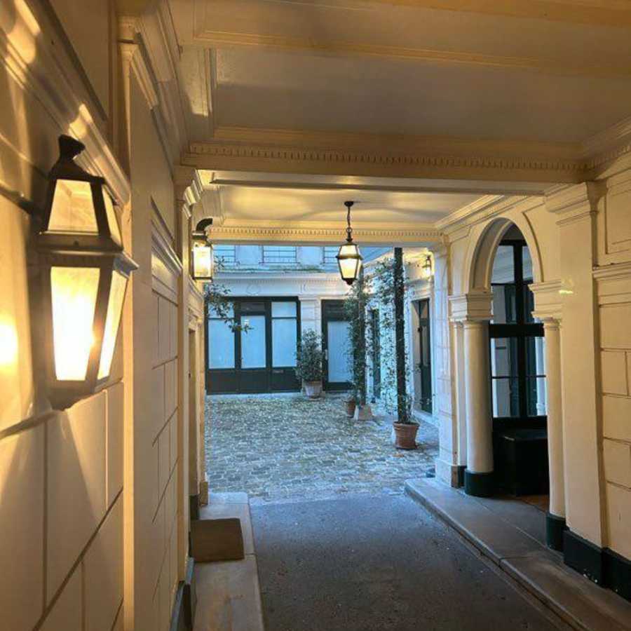 Flat Rue des Beaux-Arts in Paris