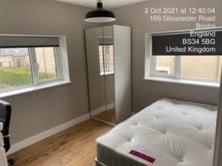 Room Gloucester Road in Patchway
