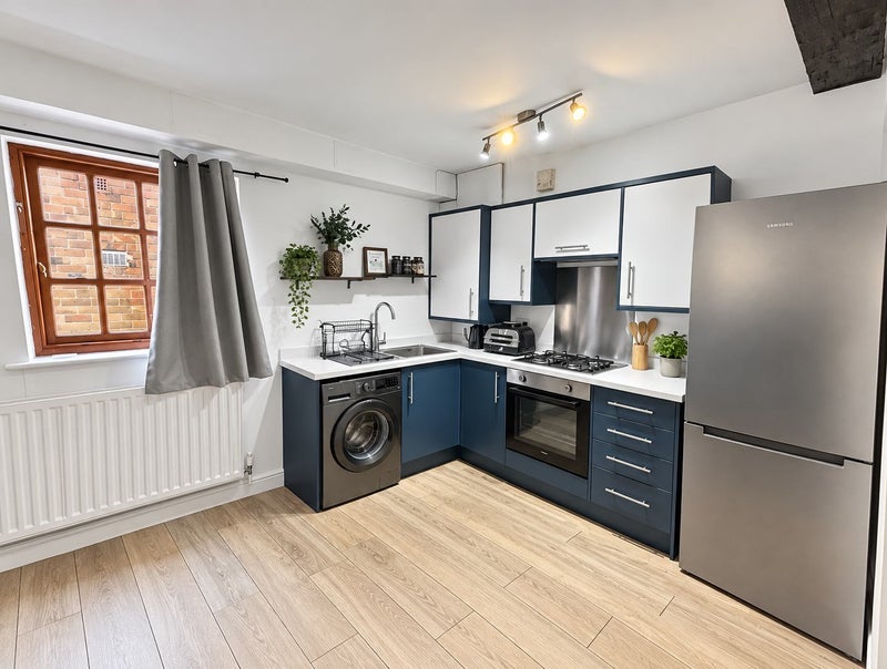 Flat Drury Lane in Rugby