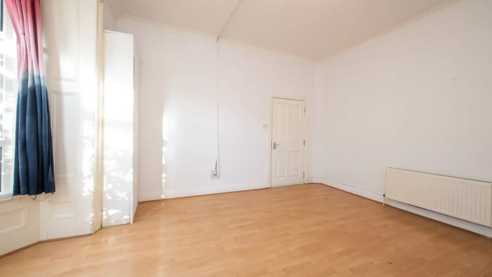 Room Tufnell Park Road in Greater London